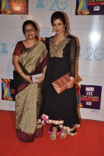 Shreya Ghoshal at Zee Awards red carpet in Mumbai on 6th Jan 2013 (26).JPG